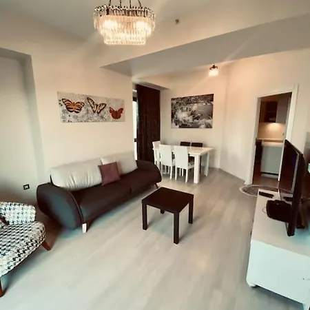 Daire 2+1 In Venezia Compound İstanbul